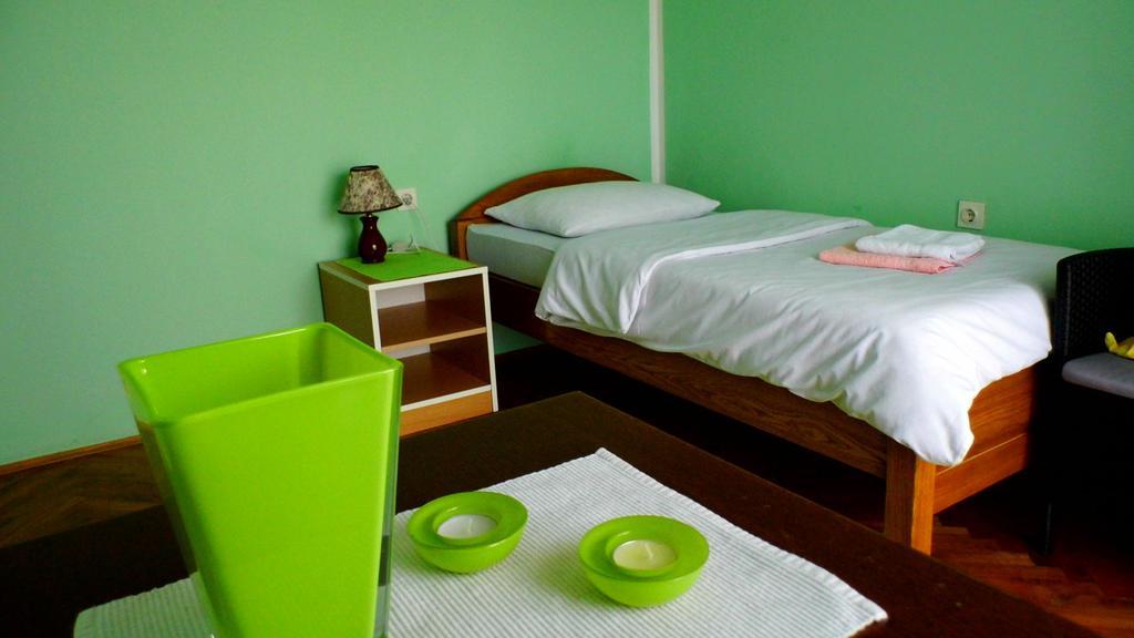 Apartmani Maraton Вуковар Экстерьер фото