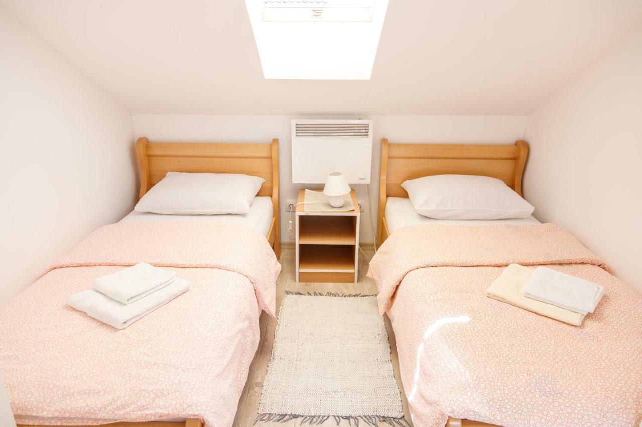 Apartmani Maraton Вуковар Экстерьер фото