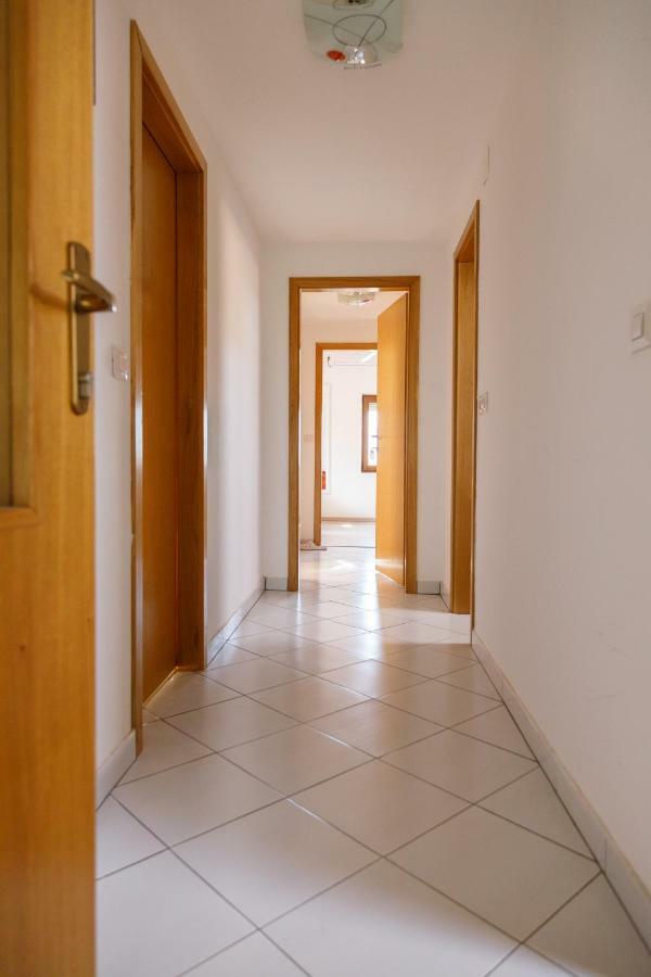 Apartmani Maraton Вуковар Экстерьер фото