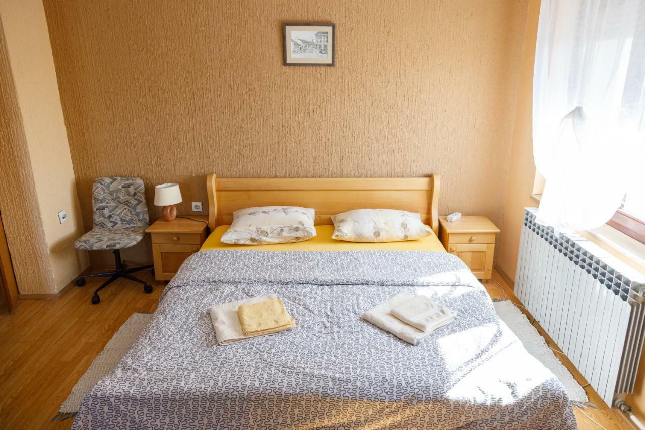 Apartmani Maraton Вуковар Экстерьер фото